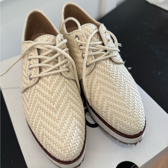 Aldo sneaker wedge style shoe- never worn - Picture 4 of 6